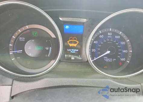 2015 Hyundai Sonata Hybrid z USA, uszkodzony, nr VIN KMHEC4A41FA139817